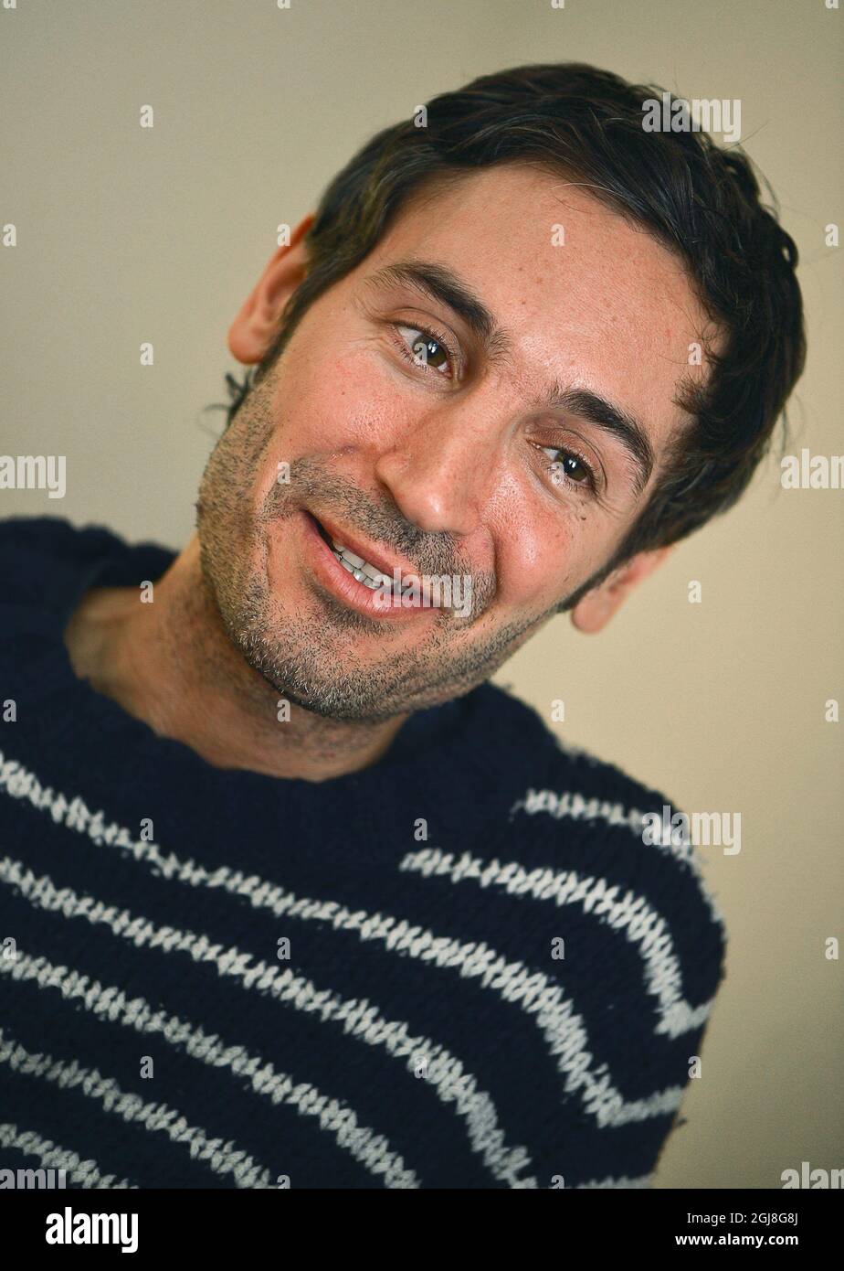 STOCKHOLM 2014-05-14 le cinéaste documentaire primé de l'Académie suédoise Malik Bendjelloul, vu dans ce fichier photo 2012-12-18, est décédé à Stockholm le 13 mai 2014, 36 ans. Le film de Bendjelloul Searching for Sugar Man a remporté le prix Academy Award 2013 pour le meilleur film documentaire. Foto: Anders Wiklund / SCANPIX / Kod 10040 Banque D'Images