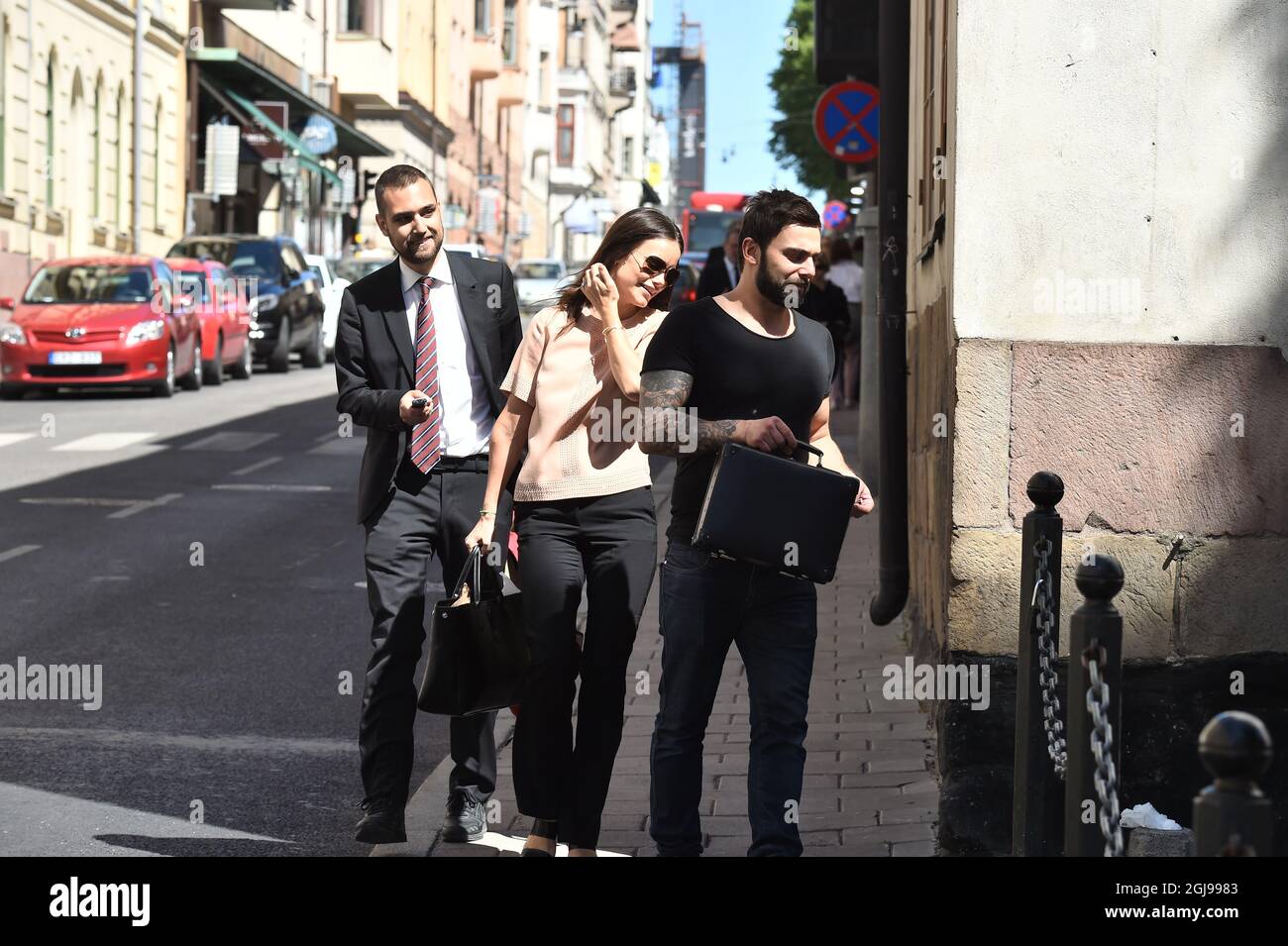 STOCKHOLM 2015-06-12 Princesse-à-être Sofia Hellqvist est vue avec son ami et célèbre coiffeur de cheveux Marre Hitti à Stockholm, Suède, June12, 2015. Sofia épousera le prince Carl Philip samedi Foto: Sven Lindwall / EXP / TT / Kod: 7117 ** HORS SUÈDE** Banque D'Images