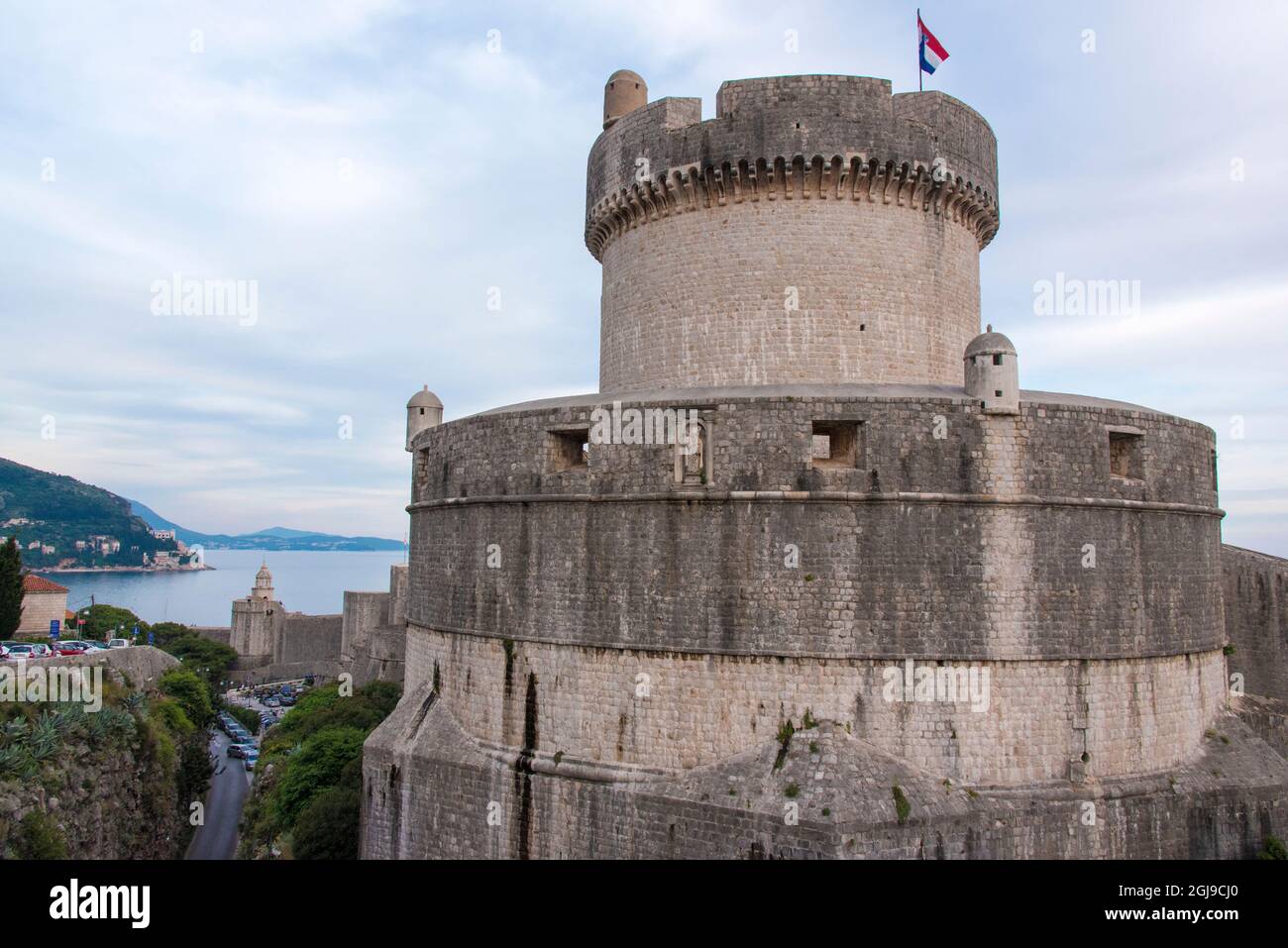 Croatie, Dubrovnik. Ville fortifiée fort Minceta point culminant. Lumière en fin d'après-midi. Banque D'Images