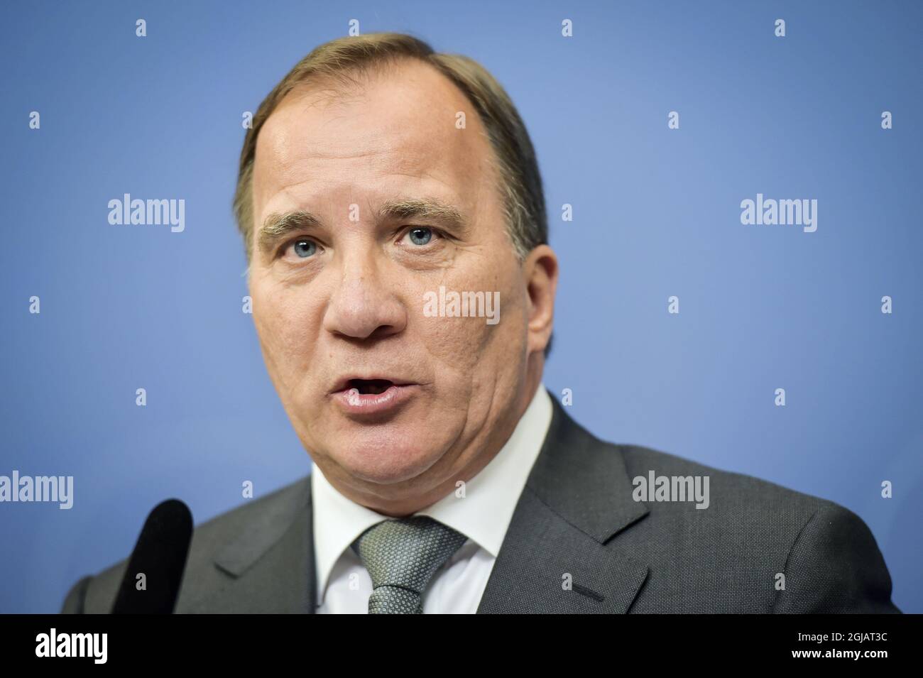 Le Premier ministre suédois, Stefan Lofven, prend la parole lors d'une conférence de presse suite à une énorme fuite d'informations confidentielles, suite à un accord d'externalisation INFORMATIQUE conclu par l'Agence suédoise des transports. Photo: Stina Stjernkvist / TT / code 11610 Banque D'Images