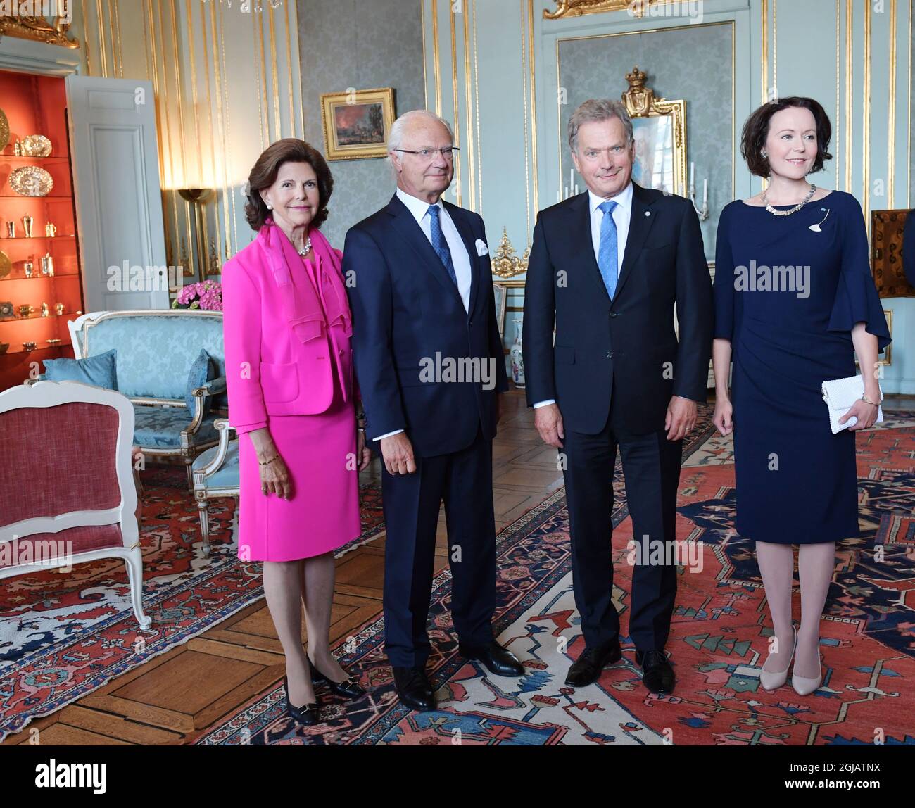 STOCKHOLM 20170824 la reine Silvia, le roi Carl Gustaf a souhaité la bienvenue au président finlandais Sauli Niinisto et à sa femme Haukio pour un déjeuner au palais royal de Stockholm, dans le cadre du 100 anniversaire de la République de Finlande Foto: Henrik Montgomery / TT / Kod 10060 Banque D'Images