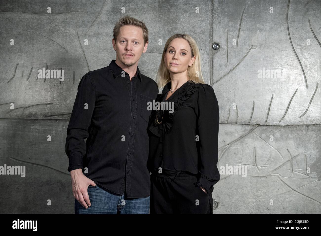 COPENHAGUE 2017-12-06 l'acteur danois Thure Lindhardt et l'actrice suédoise Sofia Helin sont vus lors d'une réunion de presse avant le début de la quatrième saison de la série télévisée danoise-suédoise 'Bron 4' (le pont) à Copenhague. Danemark, mercredi. Foto: Johan Nilsson / TT / Kod 50090 Banque D'Images