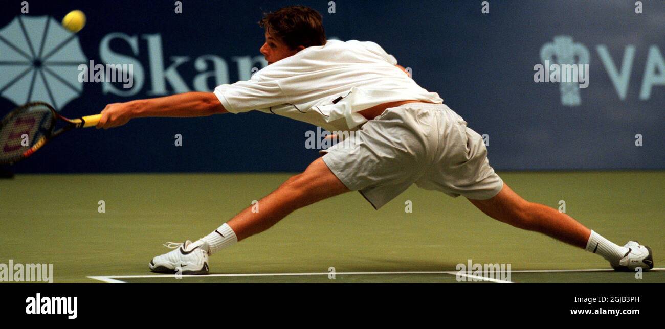 Andreas Vinciguerra s'étire pour revenir Banque D'Images