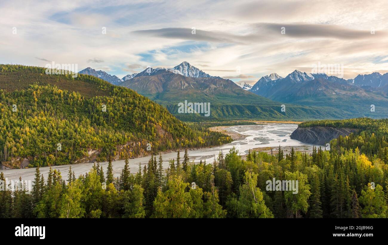 États-Unis, Alaska. Couleurs d'automne dans la vallée de la rivière Matanuska Banque D'Images