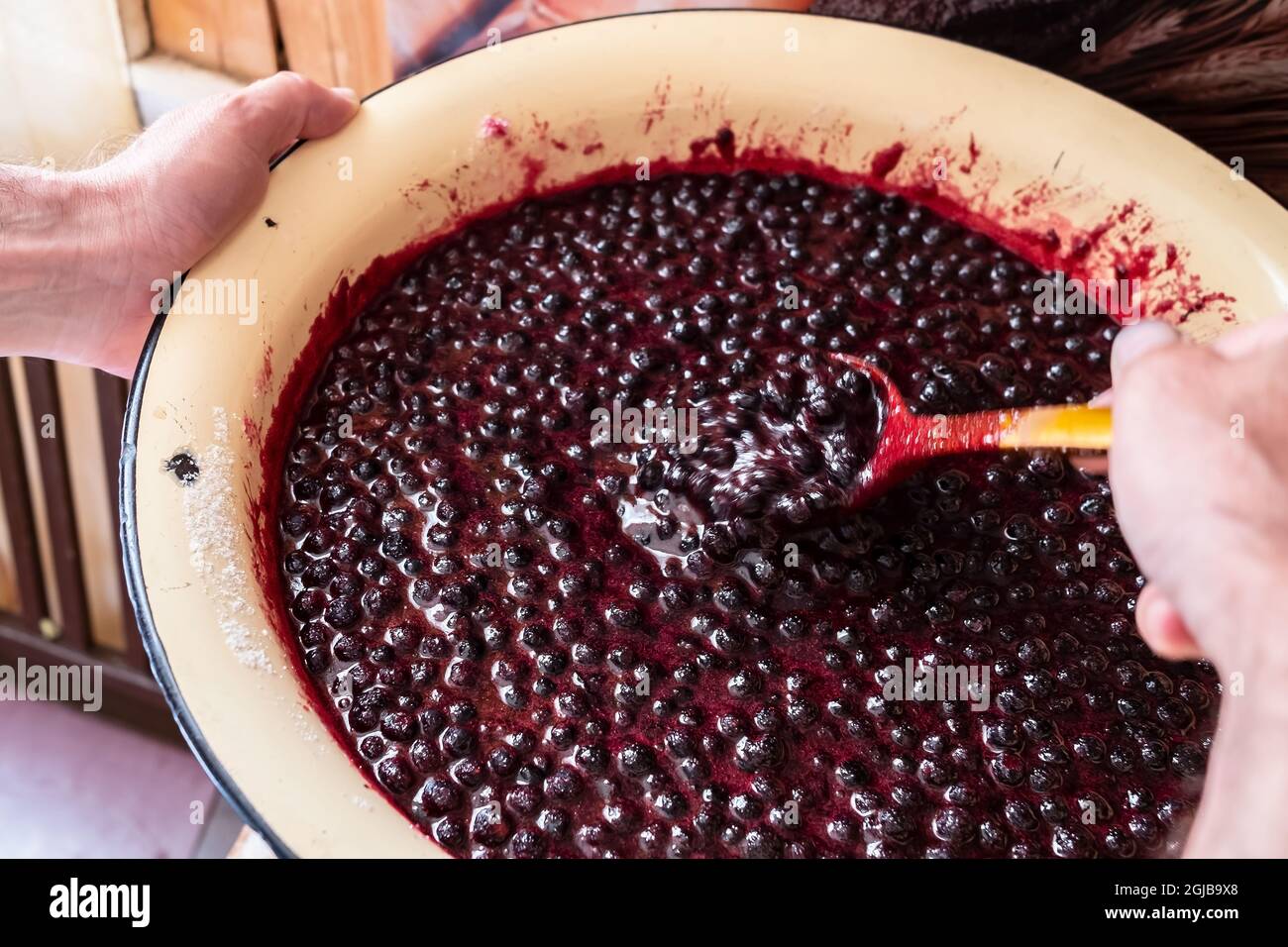 La confiture sur une cuillère Photo Stock - Alamy