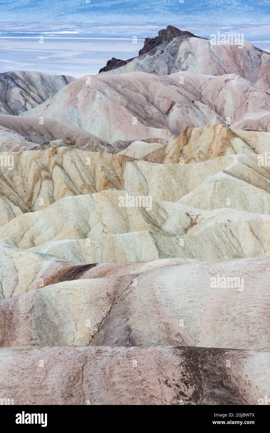 États-Unis, Californie. Vue depuis Zabriskie point, parc national de la Vallée de la mort. Banque D'Images