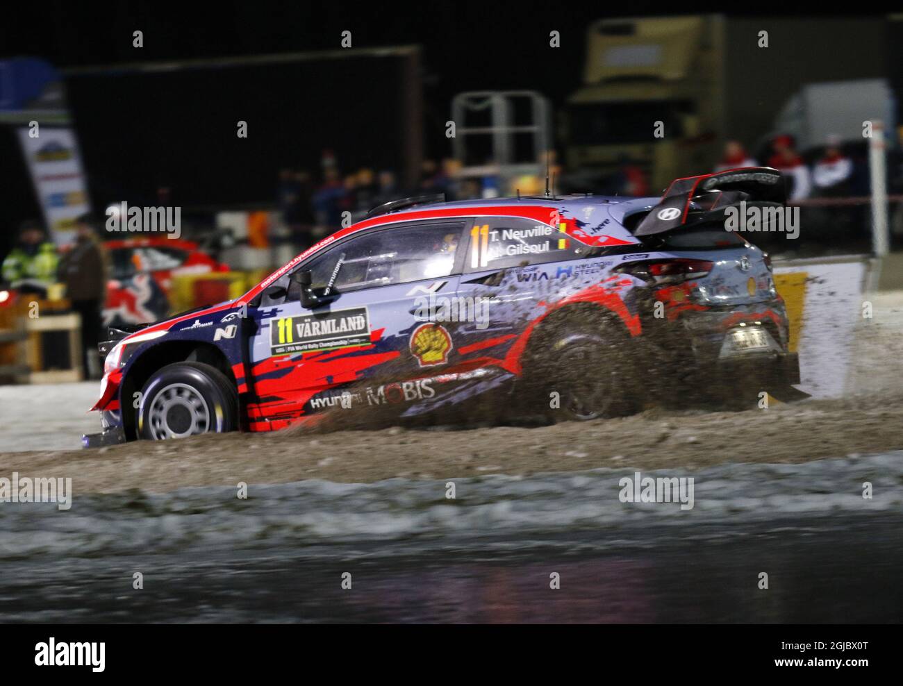 Thierry Neuville et Nicolas Gilsoul, de Belgique, dans leur coupé Hyundai i20 WRC lors du premier jour du deuxième tour du Championnat du monde de rallye FIA, Rally Sweden 2019, à Karlstad, Suède, 14 février 2019. Photo: Micke Fransson/TT/Kod 61460 Banque D'Images