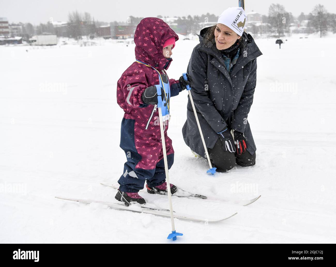 KALIX 2019-03-20 la princesse Victoria a fait du ski de fond sur la rivière Kalix lors de sa promenade dans la province de Norrbotten, en Suède, le mercredi 20 mars 2019. La princesse Crown a également remis une médaille au finisseur Kerstin, 3, de la course junior de Vasaloppet. Photo: Pontus Lundahl / TT / code 10050 Banque D'Images