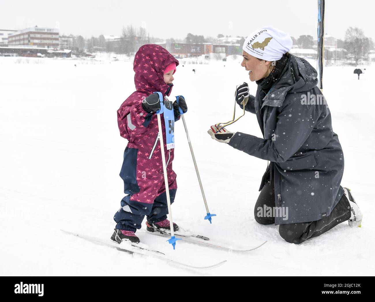 KALIX 2019-03-20 la princesse Victoria a fait du ski de fond sur la rivière Kalix lors de sa promenade dans la province de Norrbotten, en Suède, le mercredi 20 mars 2019. La princesse Crown a également remis une médaille au finisseur Kerstin, 3, de la course junior de Vasaloppet. Photo: Pontus Lundahl / TT / code 10050 Banque D'Images