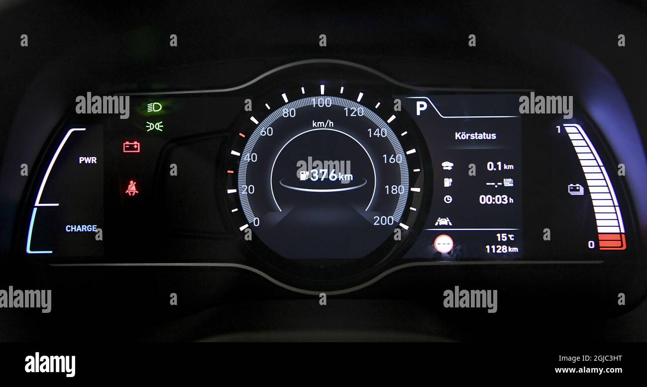 Hyundai Kona Electric route, circulation, voitures, communication