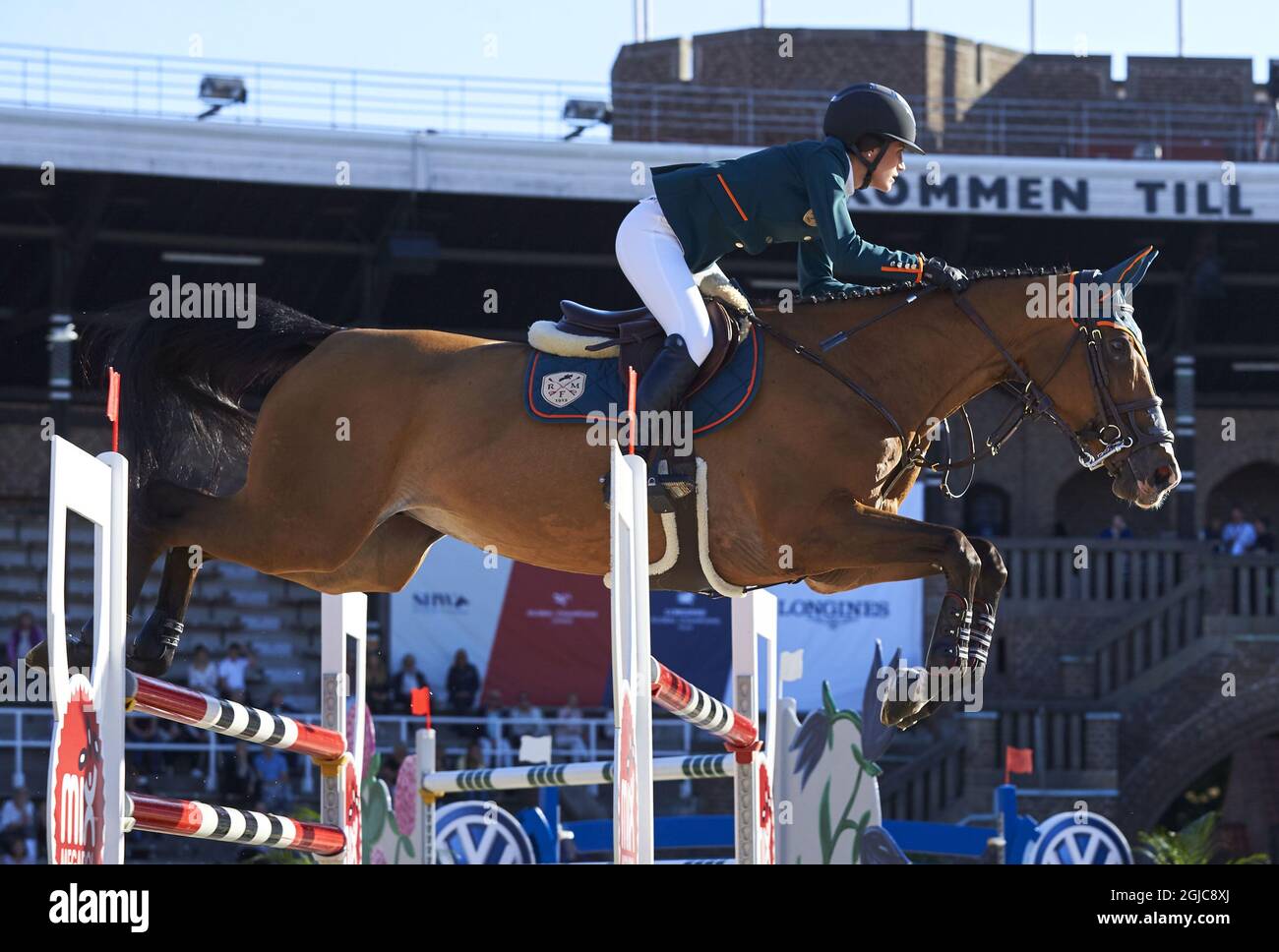 STOCKHOLM 20190614 Jessica Springsteen fait le cheval RMF Swinny du Parc lors de la compétition de saut en équipe Ligue mondiale des Champions à Stockholms stadion, Stockholm, Suède le 14 juin 2019. Foto: Fredrik Persson / TT / Kod 1081 Banque D'Images