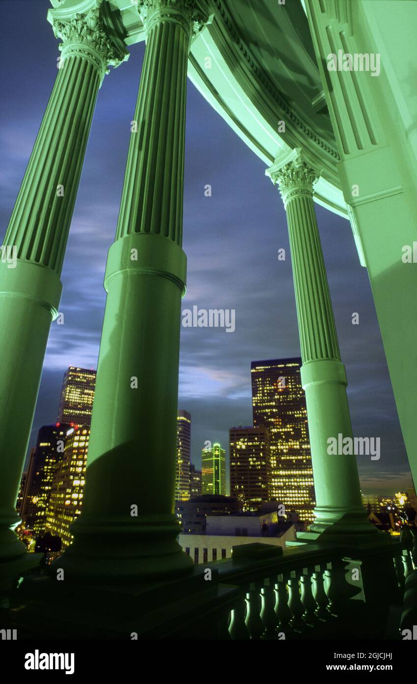 Denver, Colorado Skyline écoute comme des diamants du bâtiment du capitole de l'État du Colorado Banque D'Images