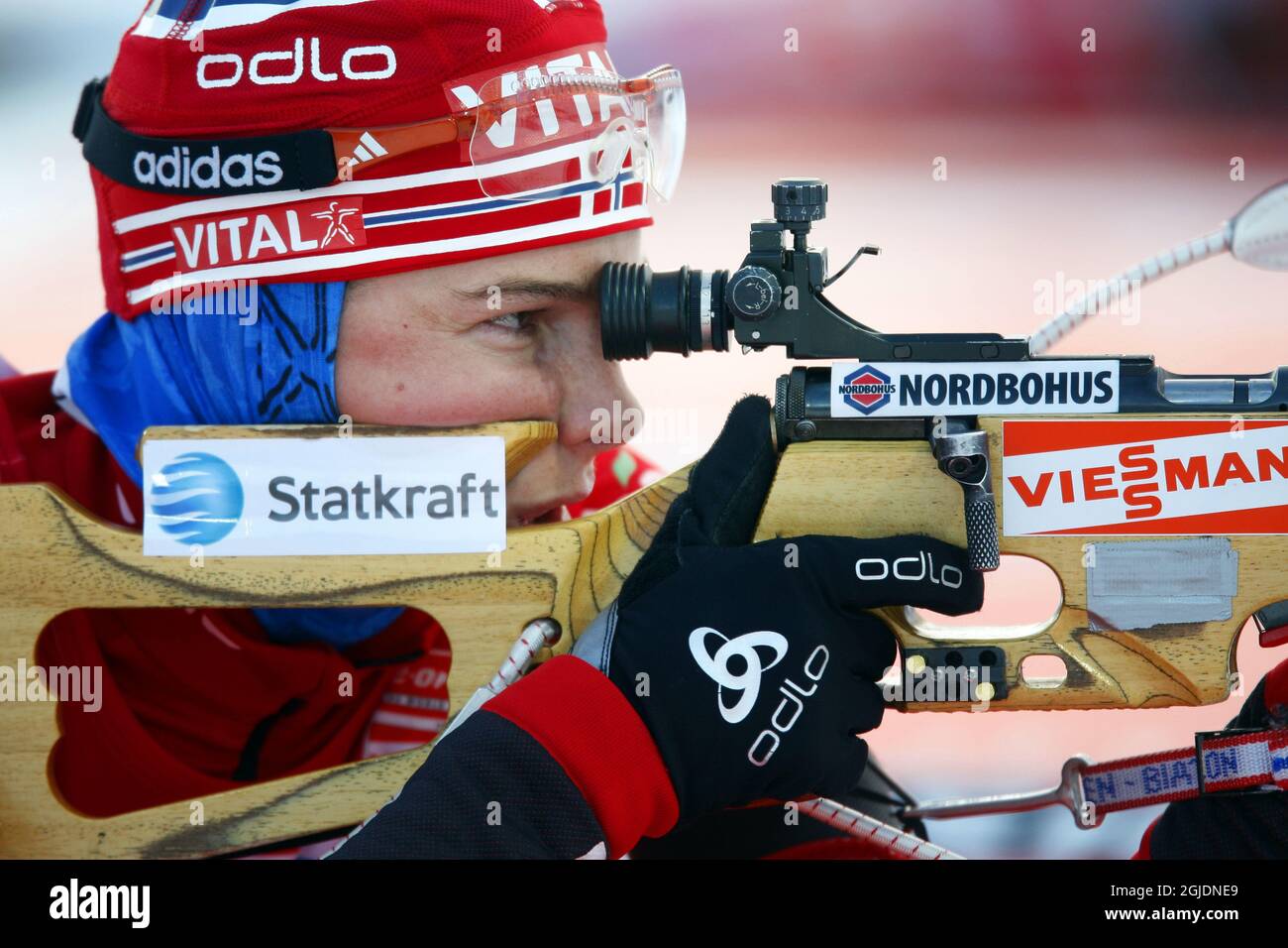 Ann Kristin Flatland, de Norvège, a terminé 15e dans la course individuelle féminine de 15 km aux Championnats du monde de biathlon à Ostersund, en Suède. Banque D'Images