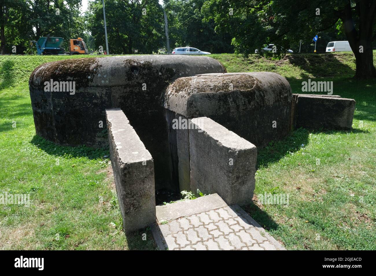 Ketrzyn, Pologne - 19 juillet 2021 : un bunker allemand bien conservé se trouve à Ketrzyn et est construit en 1943. Place stratégique de la ligne de défense Banque D'Images