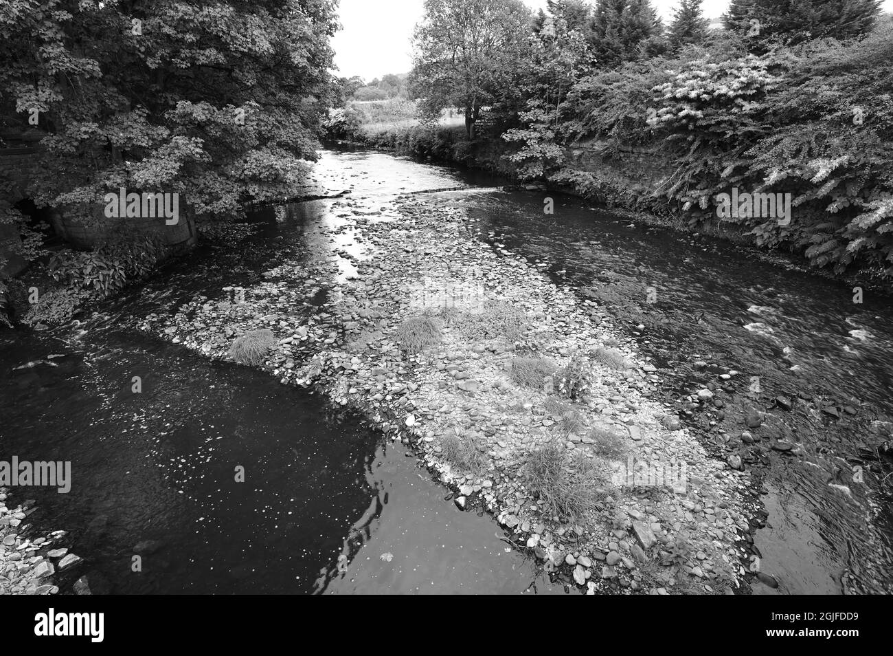 La rivière Irwell est une rivière rapide au royaume-uni. Banque D'Images