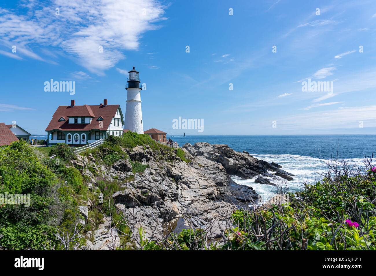 Cape Elizabeth, Maine, États-Unis. Portland Head Light est un phare historique qui se trouve sur une tête de terre à l'entrée du chenal maritime principal Banque D'Images