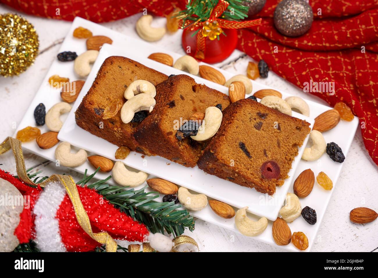 Gateau De Prune Maison De Noel Celebration Indienne De Noel Servant Inde Kerala Gateau Aux Fruits Secs Noix Epices Rhum Pour La Fete Du Nouvel An Photo Stock Alamy