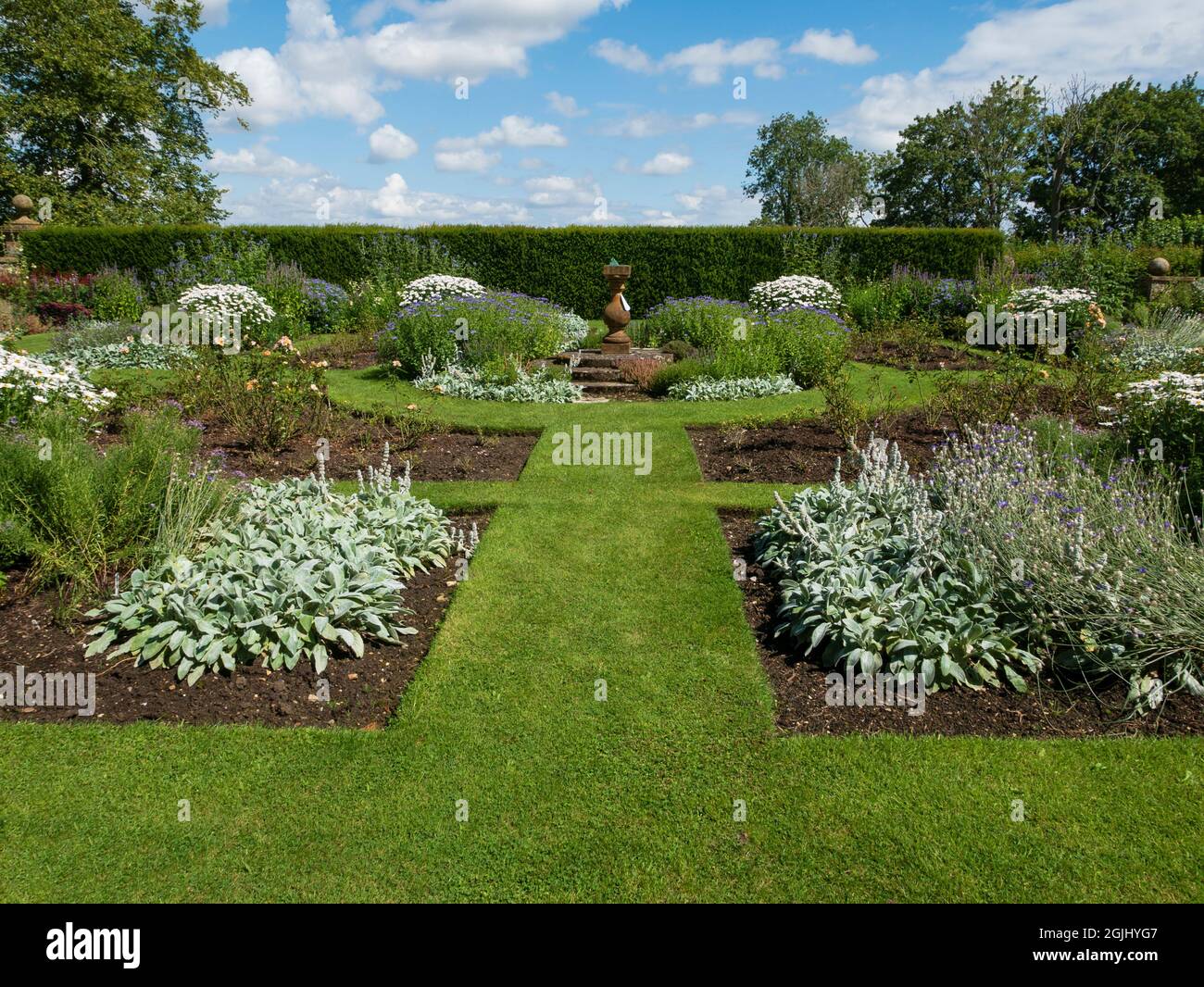 Les jardins, Sulgrave Manor, Banbury, Oxfordshire, Angleterre, ROYAUME-UNI. Banque D'Images