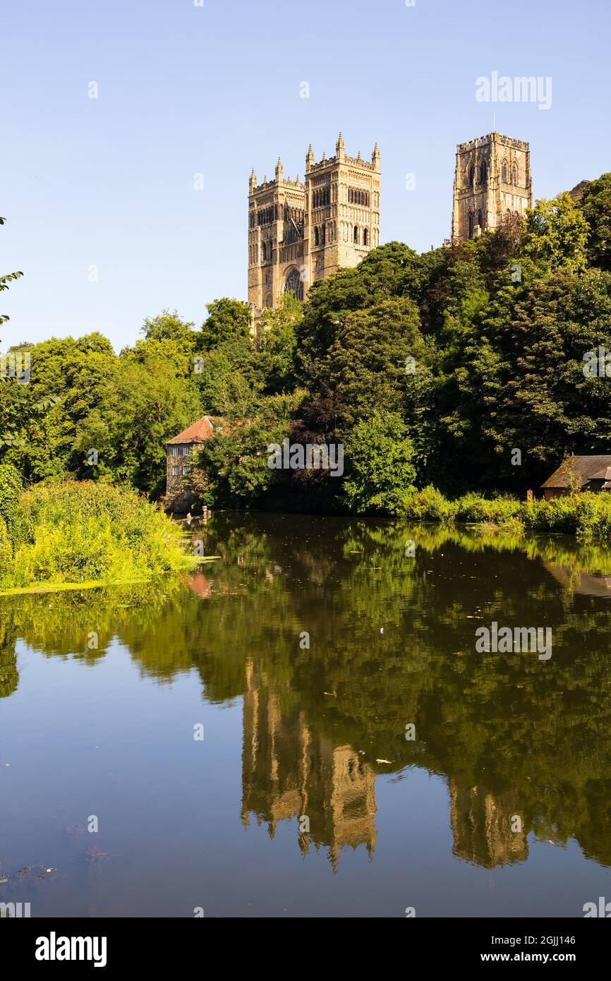 Cathédrale de Durham avec le port de la rivière. Durham, comté de Durham, Angleterre Banque D'Images