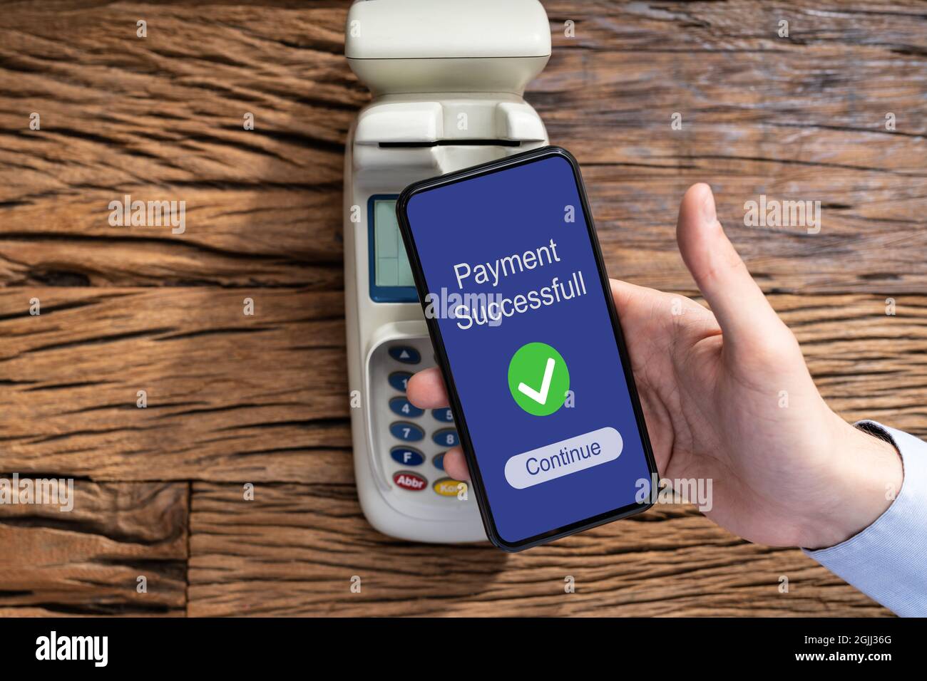 Paiement mobile NFC par téléphone. Vérification RFID Banque D'Images