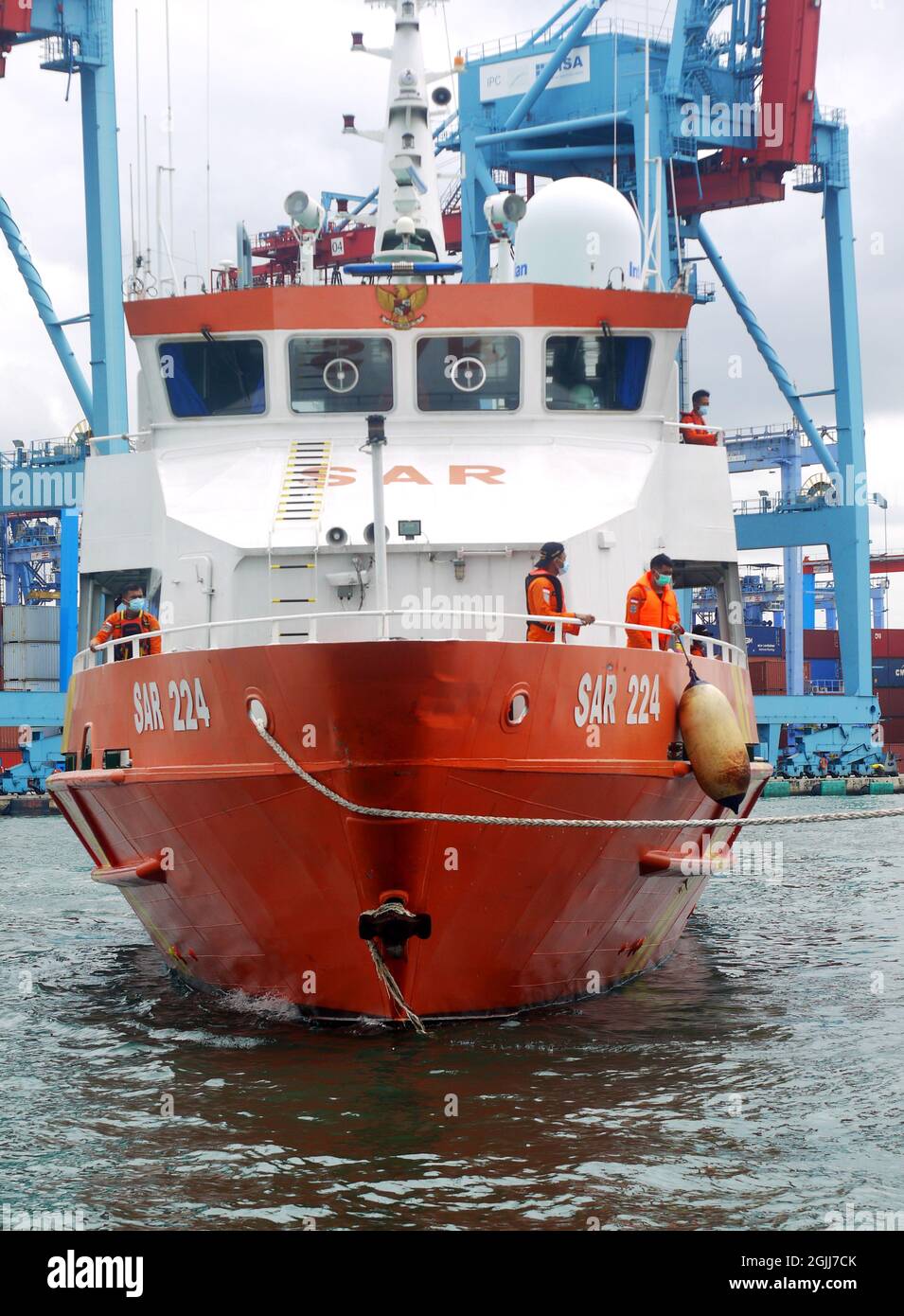 L'Agence nationale de recherche et de sauvetage est un organisme gouvernemental du navire indonésien Banque D'Images
