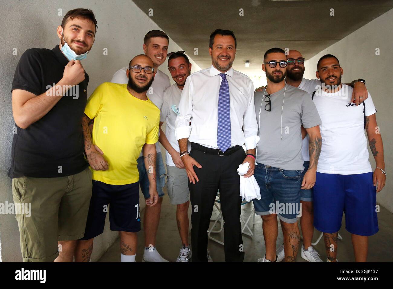 Rome, Italie. 10 septembre 2021. Le chef du parti de droite Lega Nord Matteo Salvini visite les maisons sociales de Bella Tor Monaca, l'un des quartiers les plus pauvres et les plus dégradés de Rome. Rome (Italie), 10 septembre 2021 photo Samantha Zucchi Insidefoto Credit: Insidefoto srl/Alay Live News Banque D'Images
