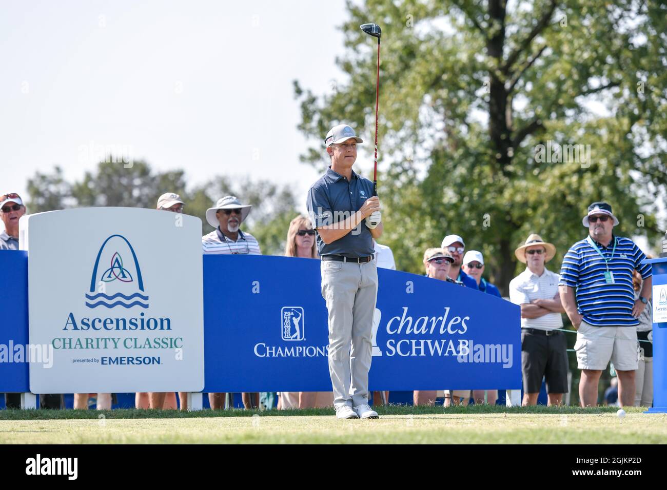 Jennings, États-Unis. 10 septembre 2021. 10 septembre 2021: David Toms de Shreveport Louisiane fait la queue du premier tee lors de la première partie de l'Ascension Charity Classic qui s'est tenue au Norwood Hills Country Club à Jennings, Mo Richard Ulreich/CSM Credit: CAL Sport Media/Alay Live News Banque D'Images