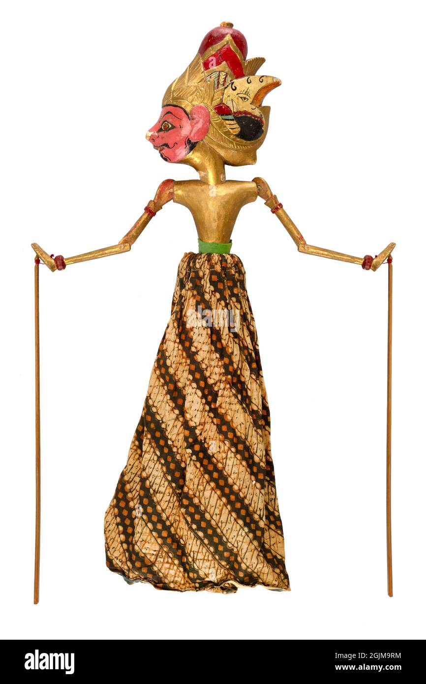 Marionnette javanaise (wayang) ... une figure masculine dans le sarong à motif batik long. Bras articulés aux coudes. Java, Indonésie. 19e siècle. Banque D'Images