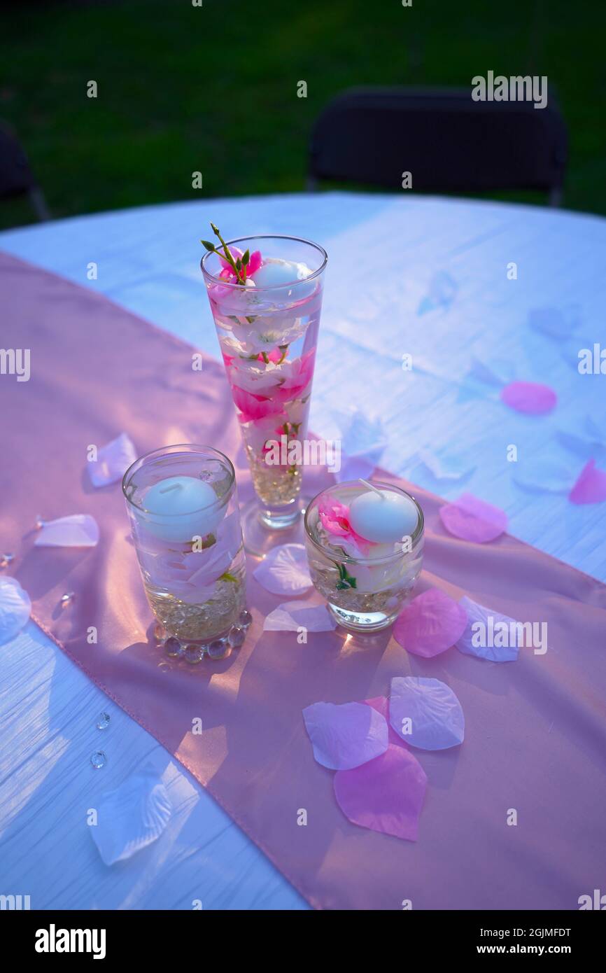Décoration de table pour le dîner de mariage Banque D'Images