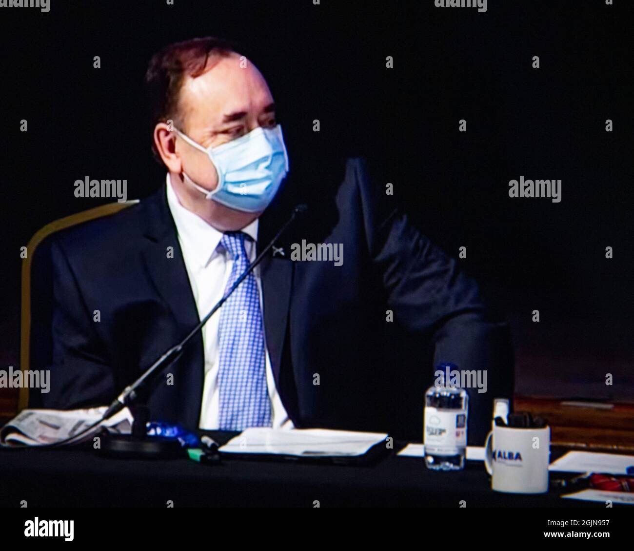 Greenock, Royaume-Uni. 11 septembre 2021. PHOTO : Alex Salmond, ancien premier ministre d'Écosse et chef confirmé du parti Alba. M. Salmond a été confirmé leader du parti à la conférence sans opposition. La conférence inaugurale du Parti Alba a lieu à l'hôtel de ville de Greenock. Alba Party est le tout nouveau Parti de l'indépendance d'Écosse qui cherche à obtenir un Scotland Dès que possible indépendant. Crédit : Colin Fisher/Alay Live News Banque D'Images