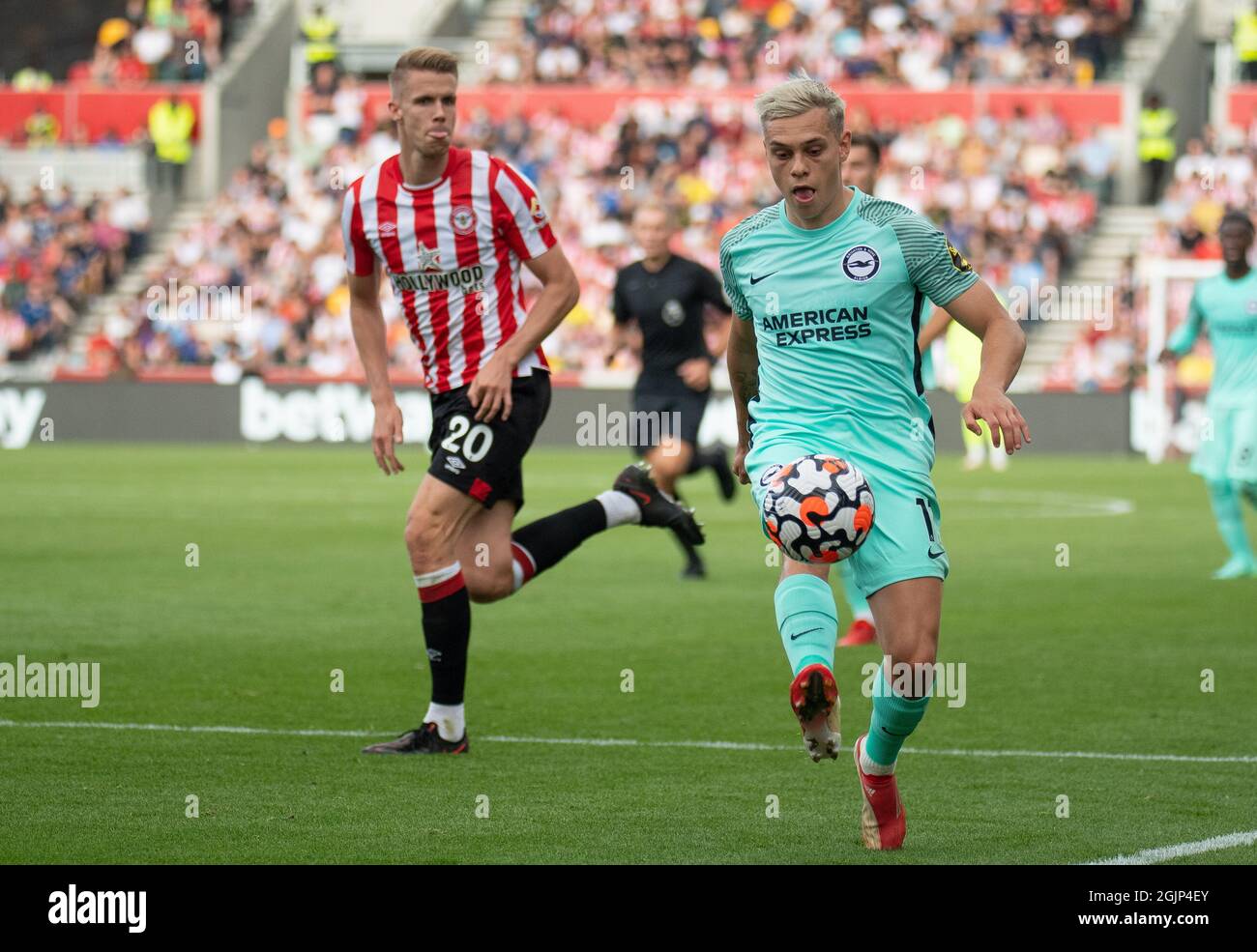 Brentford, Royaume-Uni. 11 septembre 2021. Brighton Leandro Trossard lors du match de la Premier League entre Brentford et Brighton et Hove Albion au stade communautaire de Brentford, Brentford, Angleterre, le 11 septembre 2021. Photo par Andrew Aleksiejczuk/Prime Media Images. Crédit : Prime Media Images/Alamy Live News Banque D'Images