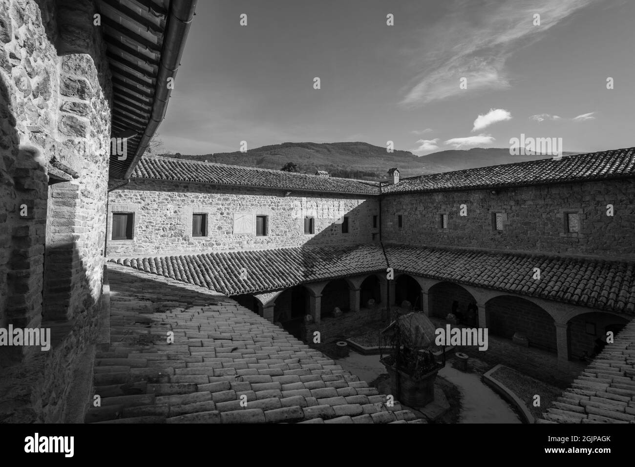 Assise, église de San Damiano. L'église de San Damiano, est l'endroit où Saint Clare est mort et où Saint François a trouvé la conversion. Banque D'Images