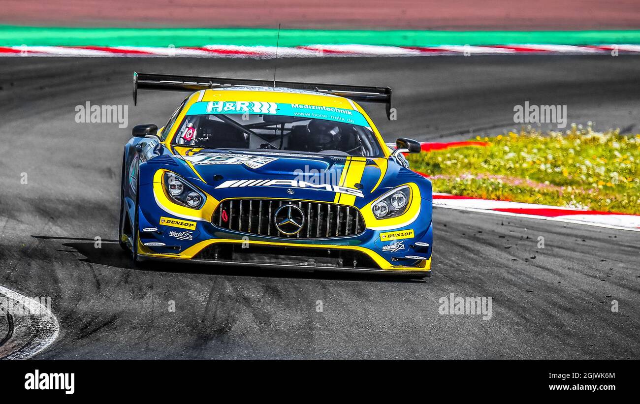 Oschersleben, Allemagne, 26 avril 2019: Mercedes AMG GT conduite par Josef Kluber pendant le Trophée Spezial Tourenwagen à l'arène Motorsport Banque D'Images