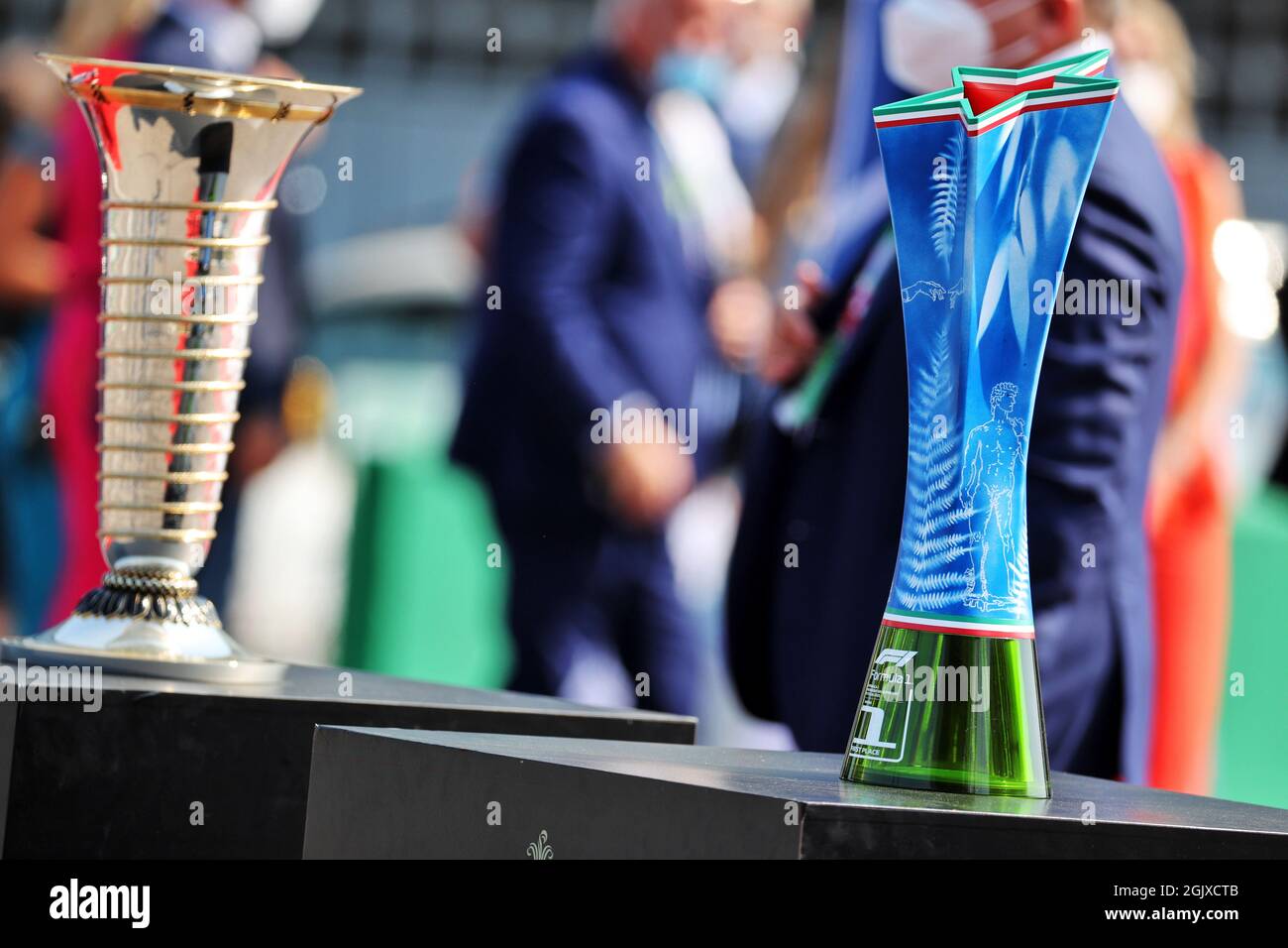 Trophée du gagnant sur la grille. 12.09.2021. Championnat du monde de Formule 1, Rd 14, Grand Prix d'Italie, Monza, Italie, Jour de la course. Le crédit photo doit être lu : images XPB/Press Association. Banque D'Images