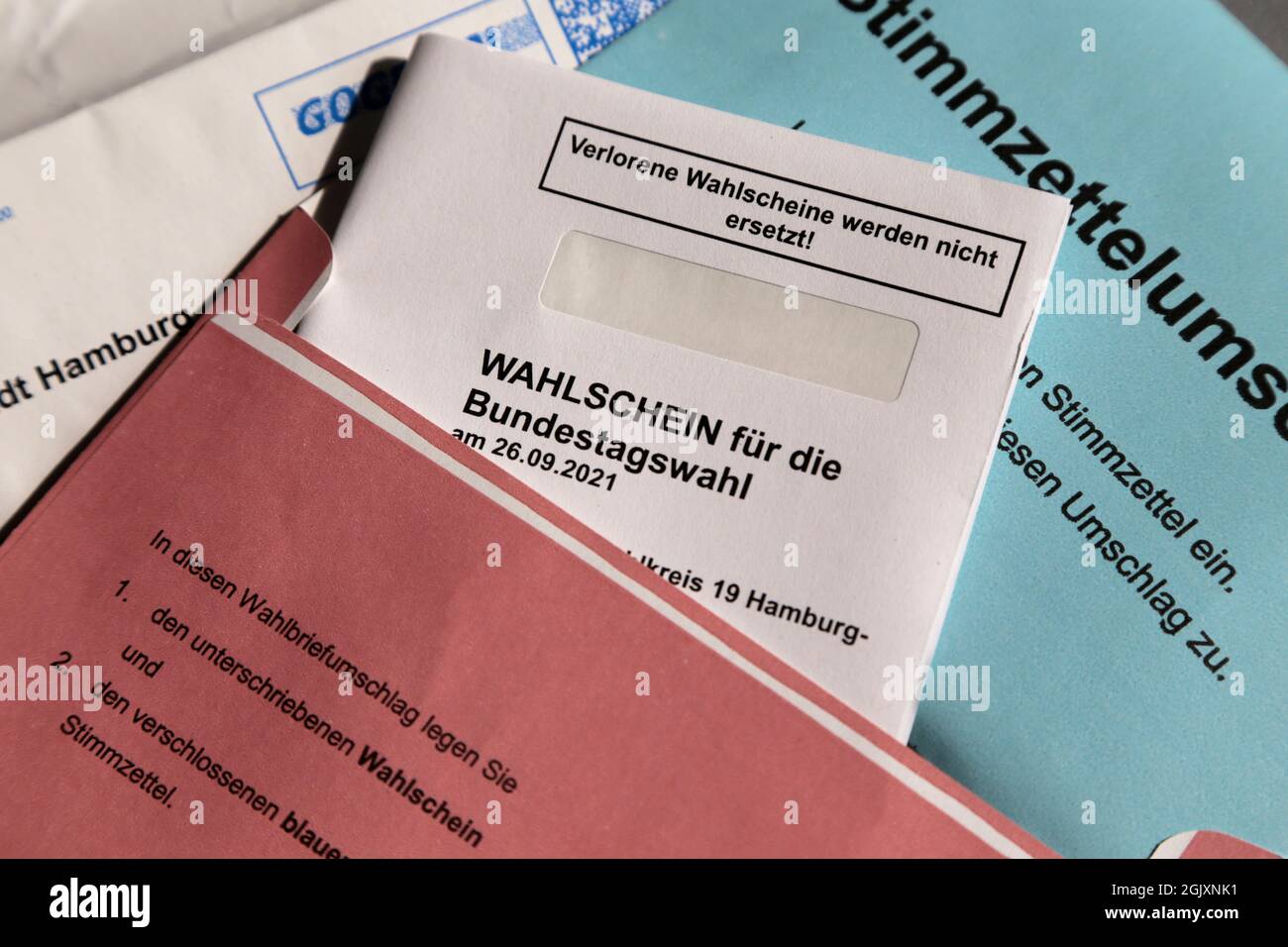 Hambourg, Allemagne - 10. Septembre 2021, vote postal, documents d'élection pour l'élection fédérale de 2021 le 26 septembre en Allemagne Banque D'Images