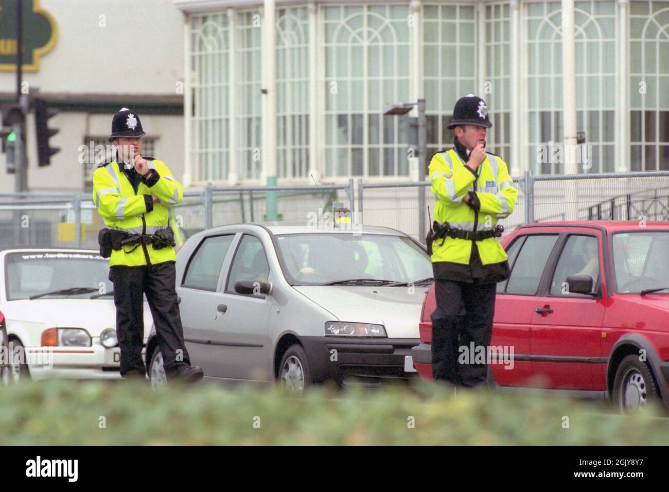 Brighton, le 29 septembre 2001 : sécurité renforcée à la Conférence du Parti travailliste Banque D'Images