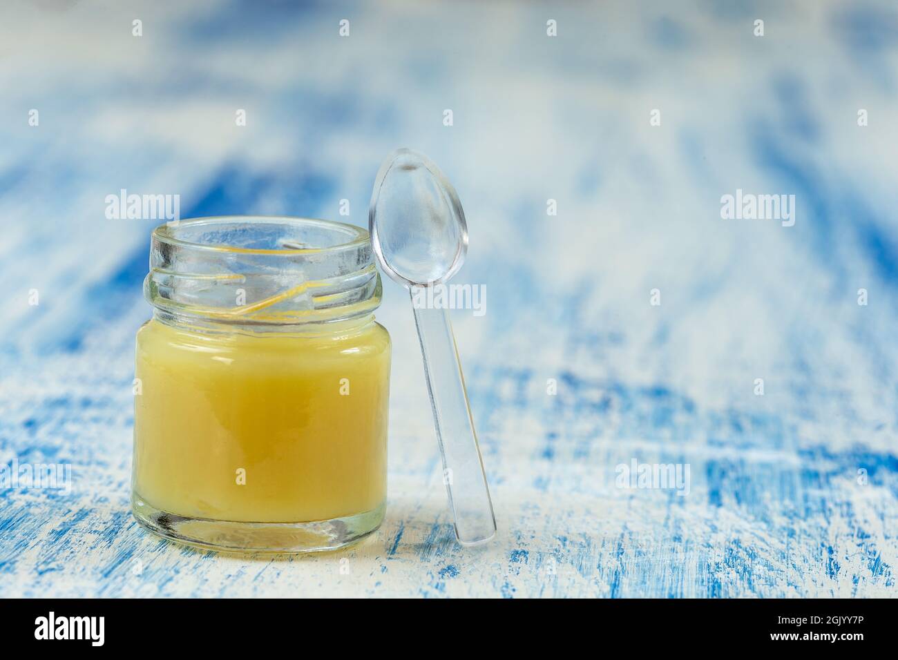 Gelée royale. ApicultureSanté et bien-être d'or Banque D'Images