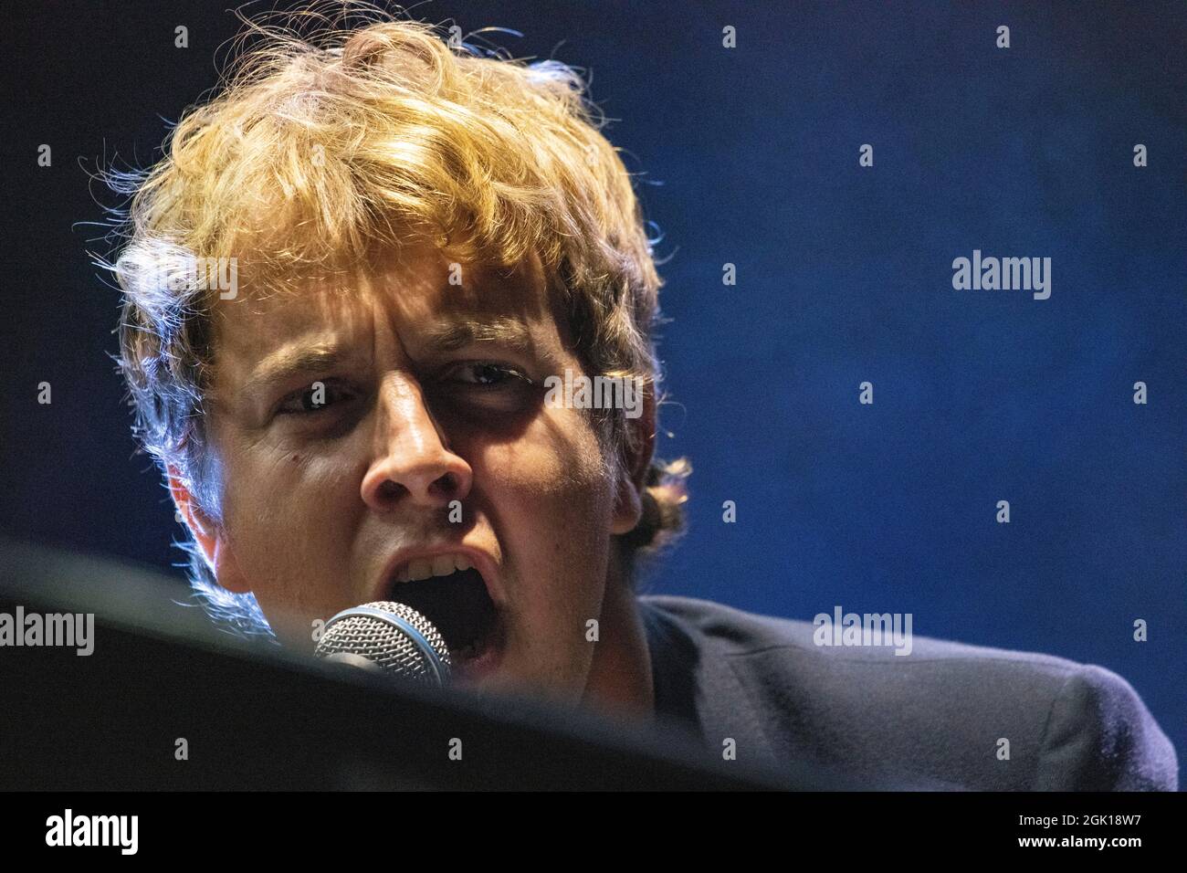 Glasgow, Royaume-Uni. 12 septembre 2021. PHOTO : Tom Odell fait les manchettes sur la scène King Tuts au festival de musique en plein air TRNSMT à Glasgow. Crédit : Colin Fisher/Alay Live News Banque D'Images