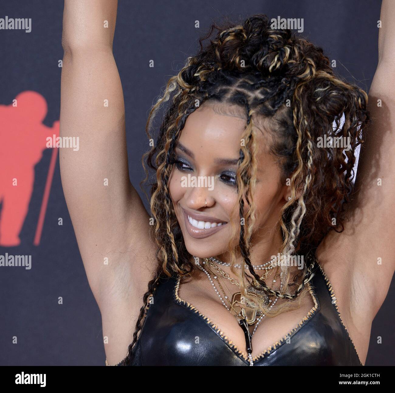 Tinache participe aux MTV Video Music Awards 2021 au Barclays Centre le 12 septembre 2021 dans le quartier de Brooklyn à New York. Photo : Jeremy Smith/imageSPACE/MediaPunch Banque D'Images