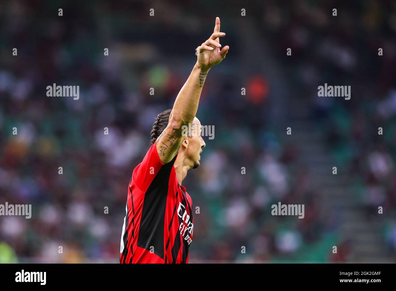 Milan, Italie. 12 septembre 2021. Zlatan Ibrahimovic d'AC Milan gestes pendant la série Un match de football 2021/22 entre AC Milan et SS Lazio au stade Giuseppe Meazza à Milan. (Note finale; AC Milan 2:0 SS Lazio) crédit: SOPA Images Limited/Alay Live News Banque D'Images