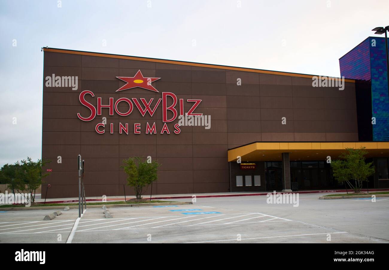 Humble, Texas États-Unis 09-06-2019: Exposition de l'extérieur du bâtiment Biz Cinemas à humble, Texas. Banque D'Images