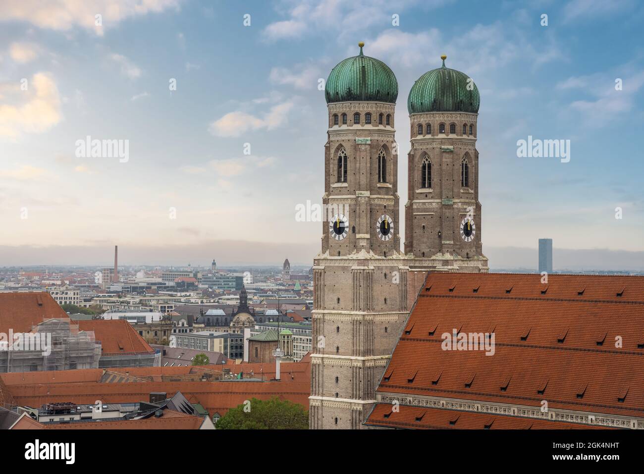 Église Frauenkirche et vue aérienne de Munich - Munich, Bavière, Allemagne Banque D'Images