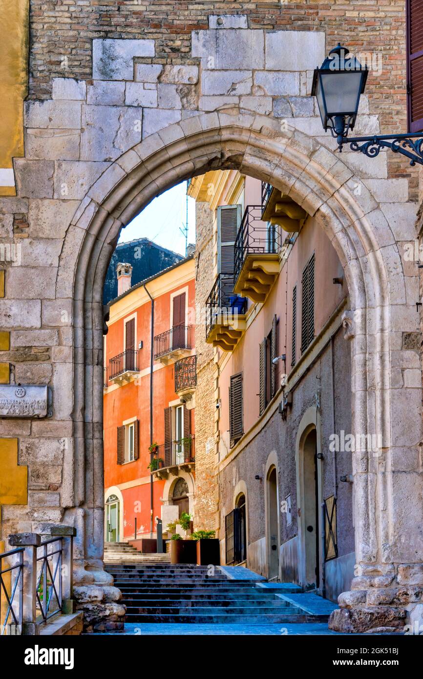 Porta Pescara dans la rione Trivigliano, Chieti Italie Banque D'Images