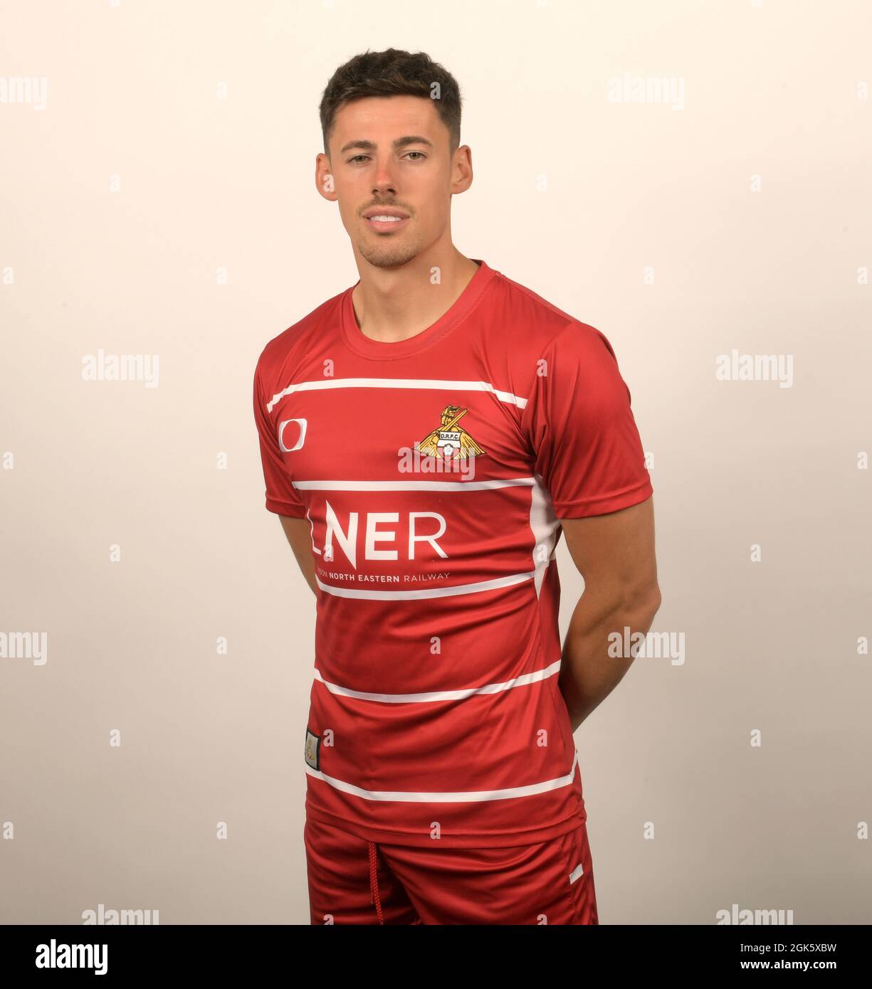 Picture Howard Roe/AHPIX LTD, football, Sky Bet League One, Doncaster Rovers Keepmoat Stadium, Doncaster, Royaume-Uni, 31/07/2021, Ed Williams Banque D'Images