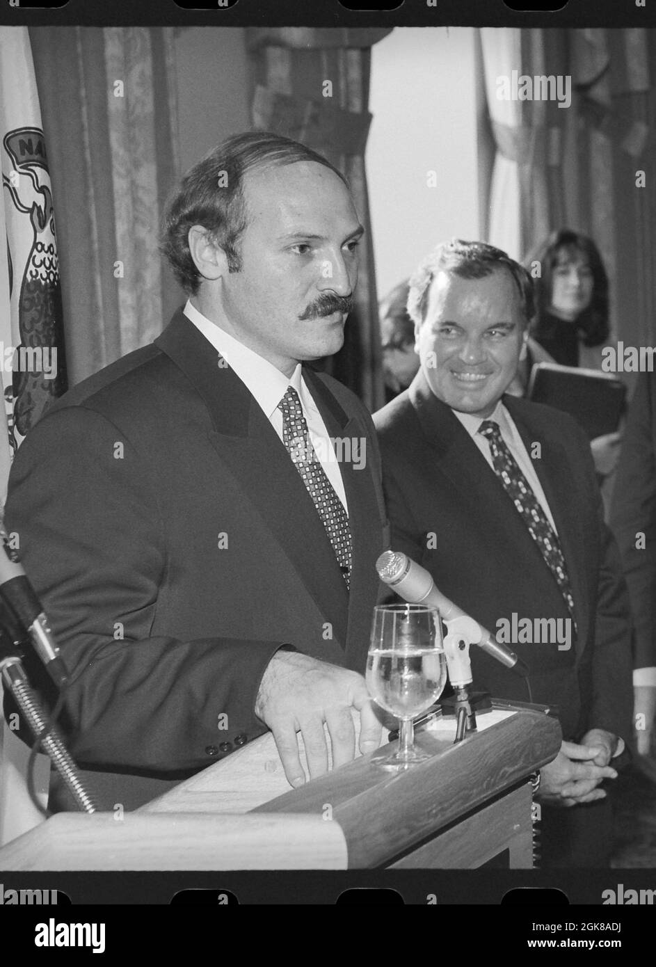 Alexander Lukashenko, président de la Biélorussie, avec le maire Richard M Daley. Photographié à Chicago, Illinois. 26 octobre 1995. Banque D'Images