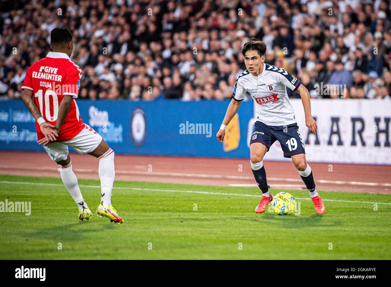 Aarhus, Danemark. 12 septembre 2021. Eric Kahl (19) de l'AGF vu pendant le match 3F Superliga entre Aarhus GF et Vejle Boldklub au parc Ceres à Aarhus. (Crédit photo: Gonzales photo - Morten Kjaer). Banque D'Images