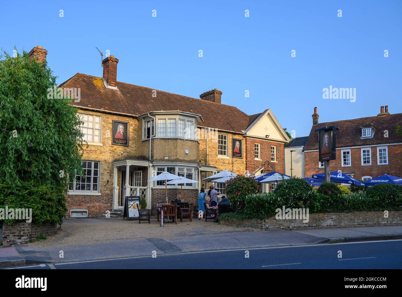 Hayes, Kent, Royaume-Uni: La maison publique George sur la rue Hayes. Le pub historique George a été créé en 1671. Banque D'Images