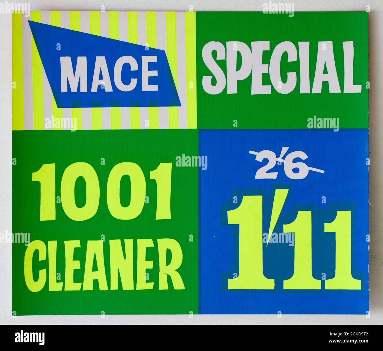 Vintage années 1960 Mace Shop Prix carte d'affichage - 1001 Cleaner Banque D'Images