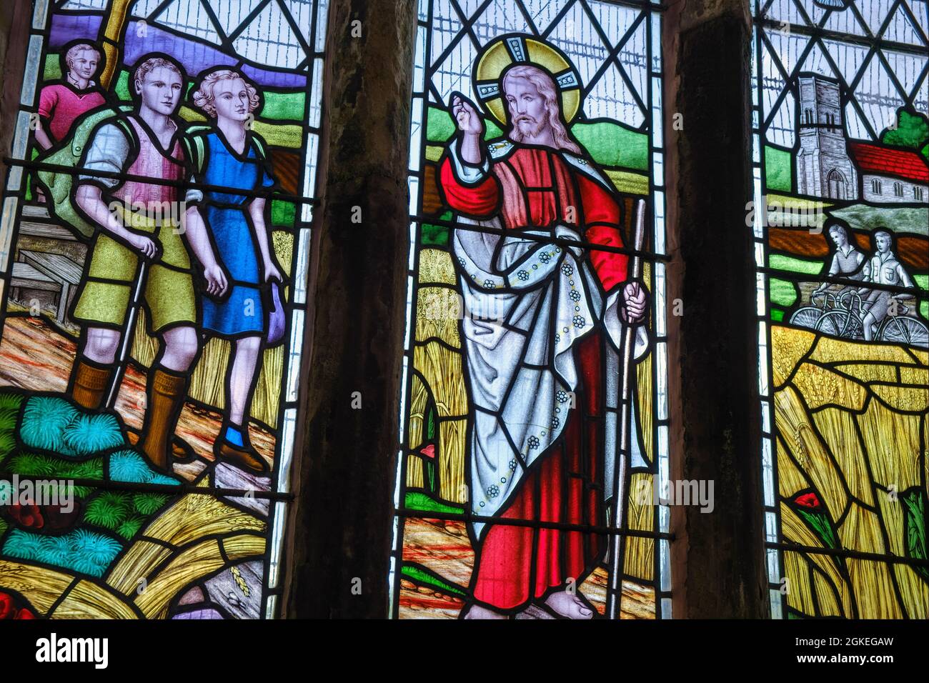 La fenêtre en vitraux de l'église All Saints Church (connue sous le nom de l'église Ramblers), Walesby, Lincolnshire Banque D'Images