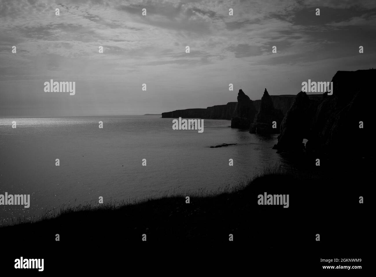 Piles de mer à Duncansby Head, côte nord de l'Écosse Banque D'Images
